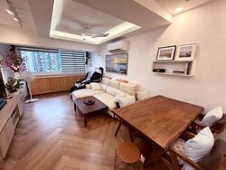 Blk 230 Hougang Avenue 1 (Hougang), HDB Executive #574423981